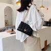 Z Family Women's Bag 2025 New Fashionable Chain Small Square Light Beige Quilted Line Mini Single Shoulder Diagonal Cross
