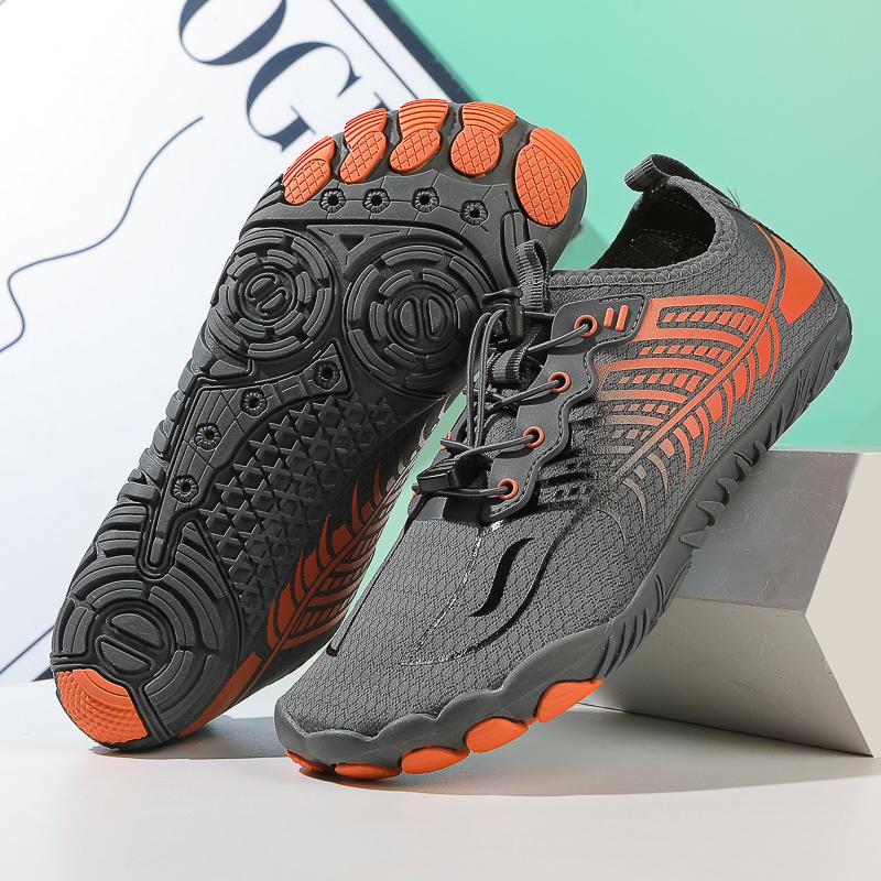 Men Barefoot Water Shoes Quick Drying Beach Wading Sneakers Women Breathable Light Beach Aqua Shoes for Swimming Surfing Sailing
