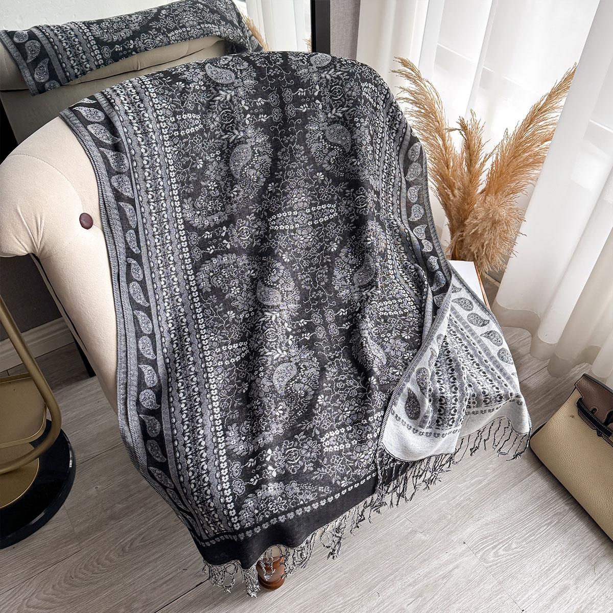 Designer Women Scarf Bohemian Style Shawl Jacquard Paisley Pattern Lady Muslim Hijab Pashmina Sun Proection