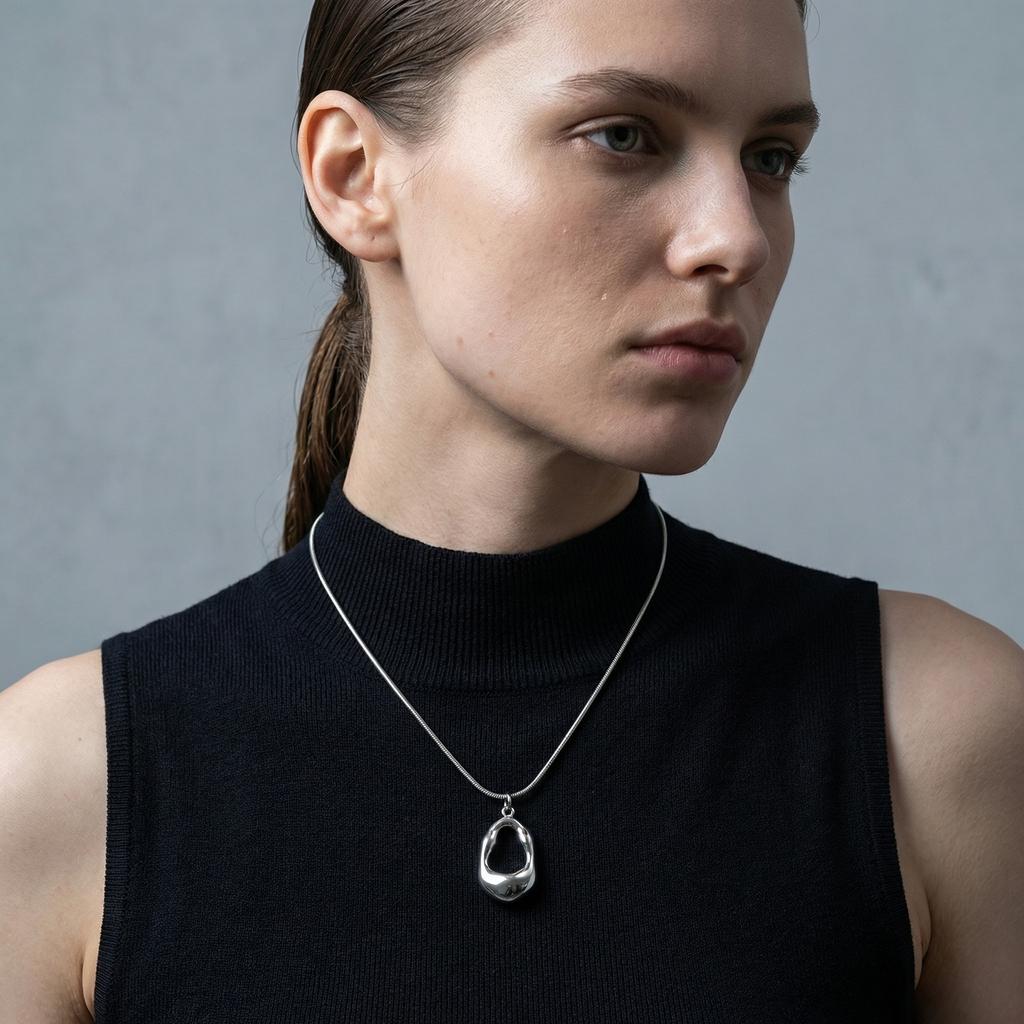 Fashion Exquisite Hollow Irregular Water Drop Pendant Stainless Steel Necklace for Women Luxury Waterproof Jewelry Party Daily
