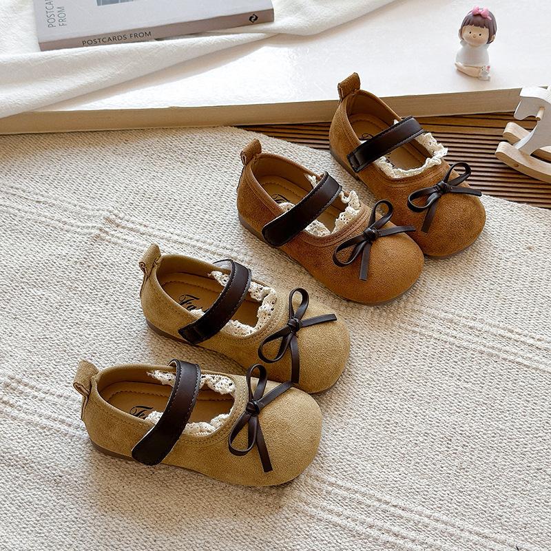 Girls' leather shoes for spring and autumn, new toddler princess shoes for baby girls, simple lace-up shoes for young girls, versatile