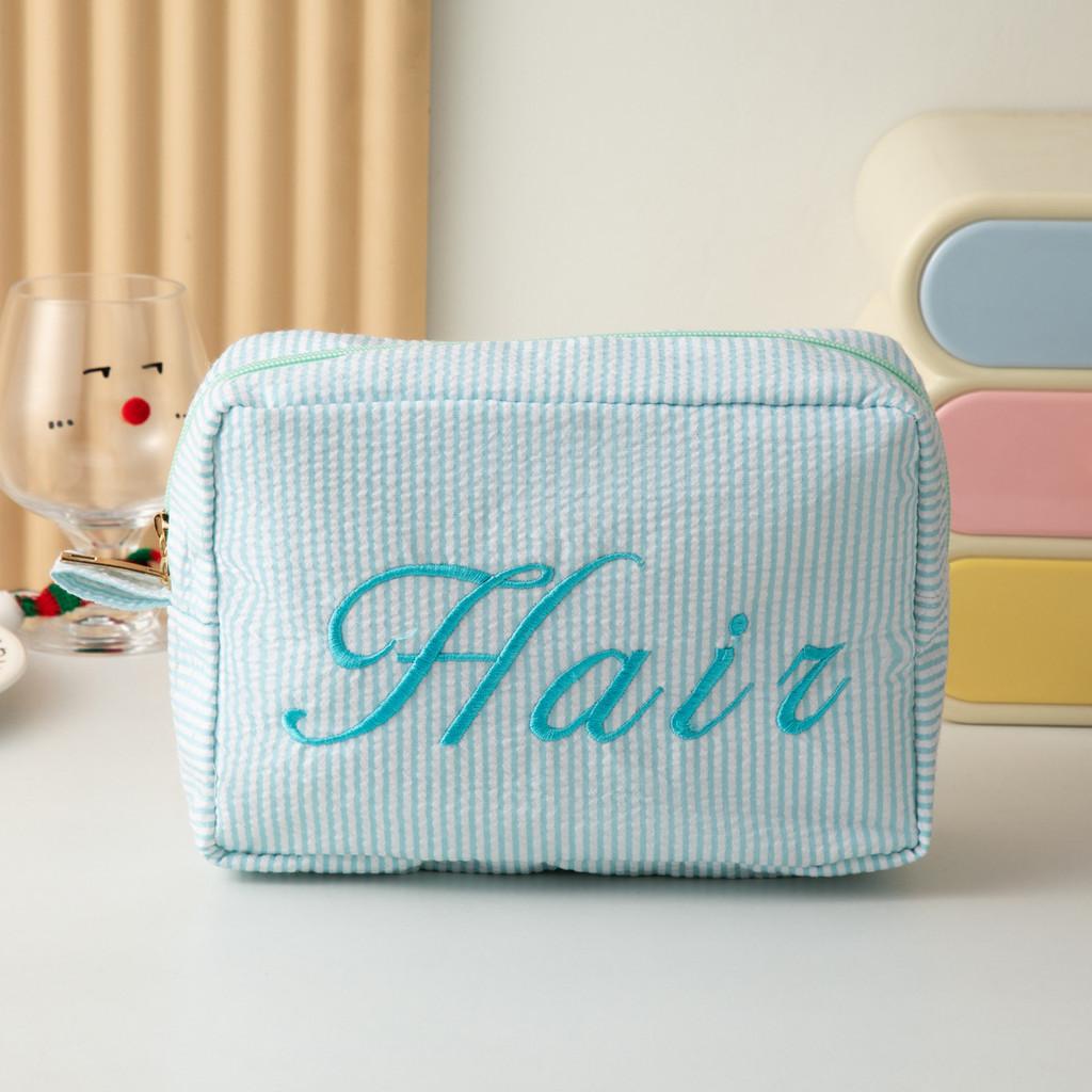 Crossborder Style Embroidered Makeup Case With Lightweight Polyester Material For Portable Travel And Storage