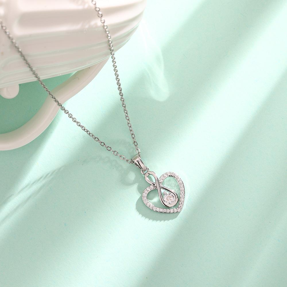Zircon 8-Character Infinite Love Necklace French Light Luxury Smart Temperament Hollow Peach Heart-Shaped Clavicle Chain