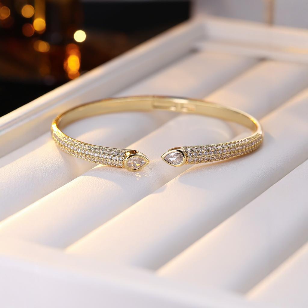 Cool and High-end Symmetrical Water Drop Zircon Open Bracelet for Women, Elegant Accessories