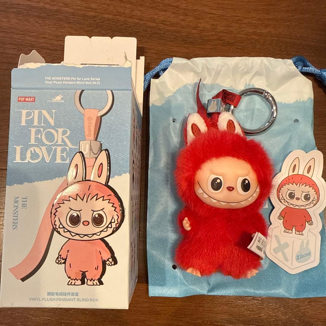 

[USED] LABUBU Lovebu PIN FOR LOVE Initial X