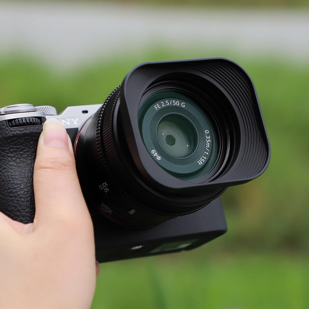 Haoge Metal Square Bayonet Lens Hood for Sony FE 40mm F2.5 G, FE 50mm F2.5 G, FE 24mm F2.8 G, RX1RIII M3, RX1R, RX1RII, R3, RX1M2 Lens Hood with Metal
