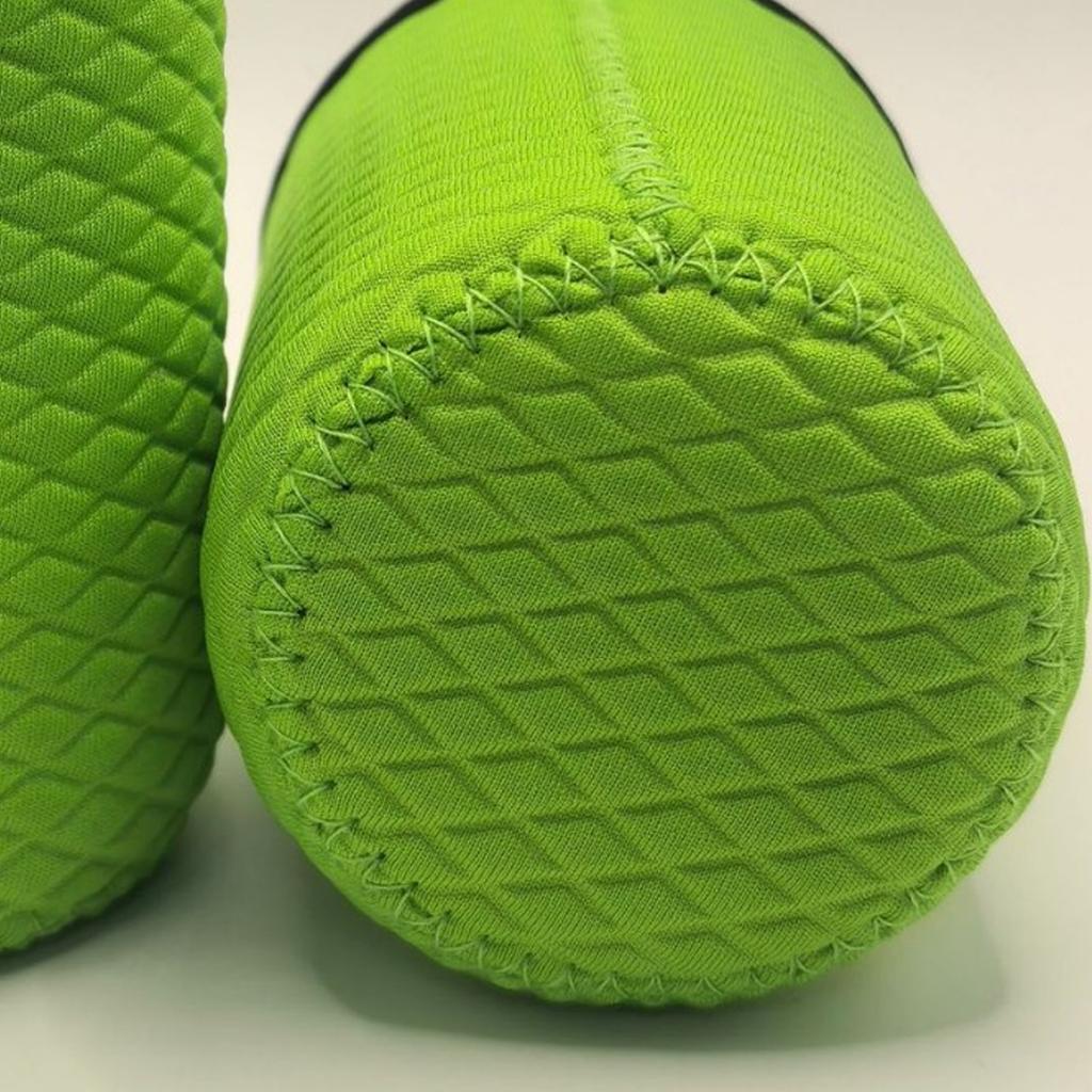 Portable Cup Sleeve Neoprene Drink Cooler Bottle Sleeve Reusable Neoprene Insulated Can Sleeve Drink Decoration