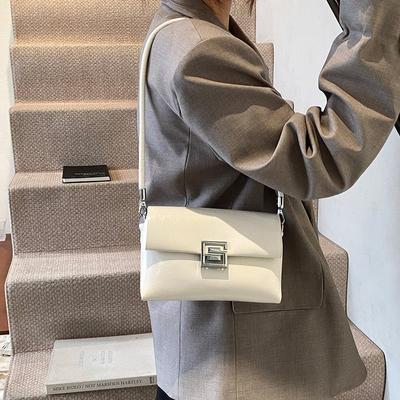 2025 New Retro Small Bag Women's Autumn and Winter Sembeng Trendy Fashion Texture Shoulder Messenger Bag Women's Small Square Bag