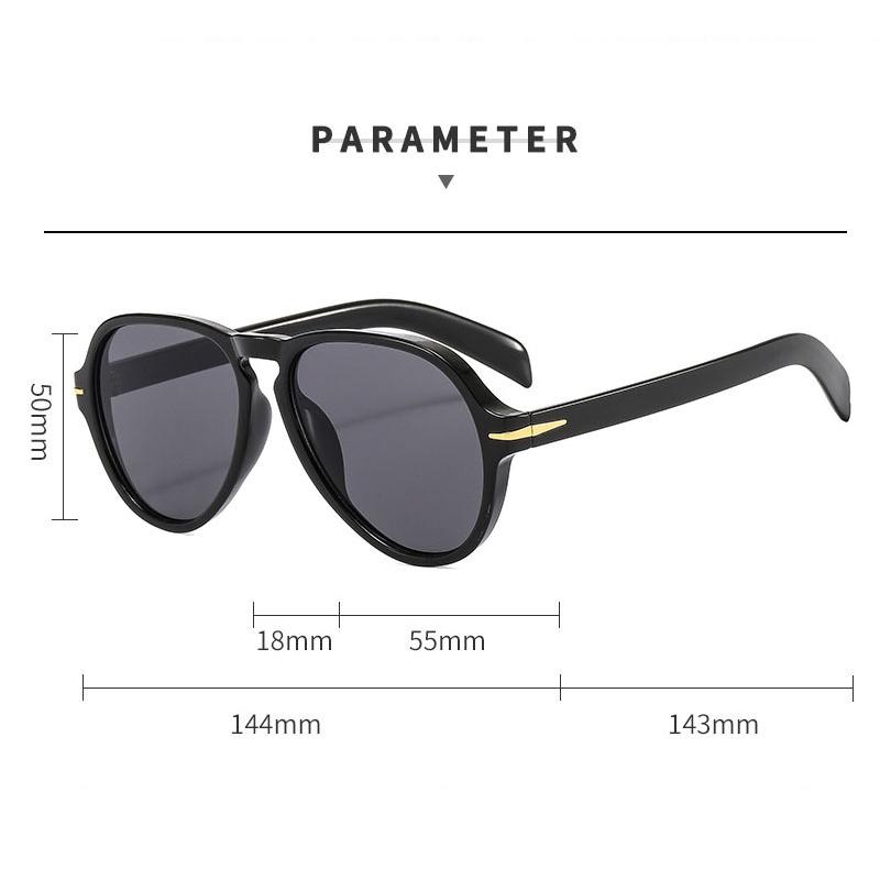 Luxury Designer Pilot Sunglasses Women Men Vintage Big Frame Punk Rivet Shades UV400 Trendy Fashion