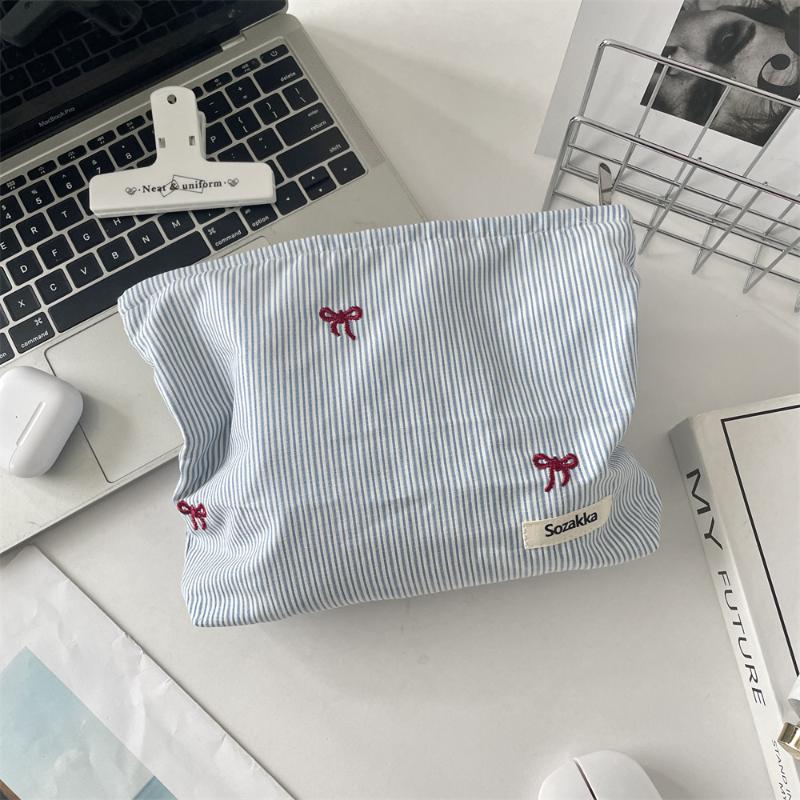 Fashion Fresh Striped Plaid Cosmetic Bag Korean Simple Bow Embroidered Makeup Bag Storage Bag Toiletry Storage Pouch