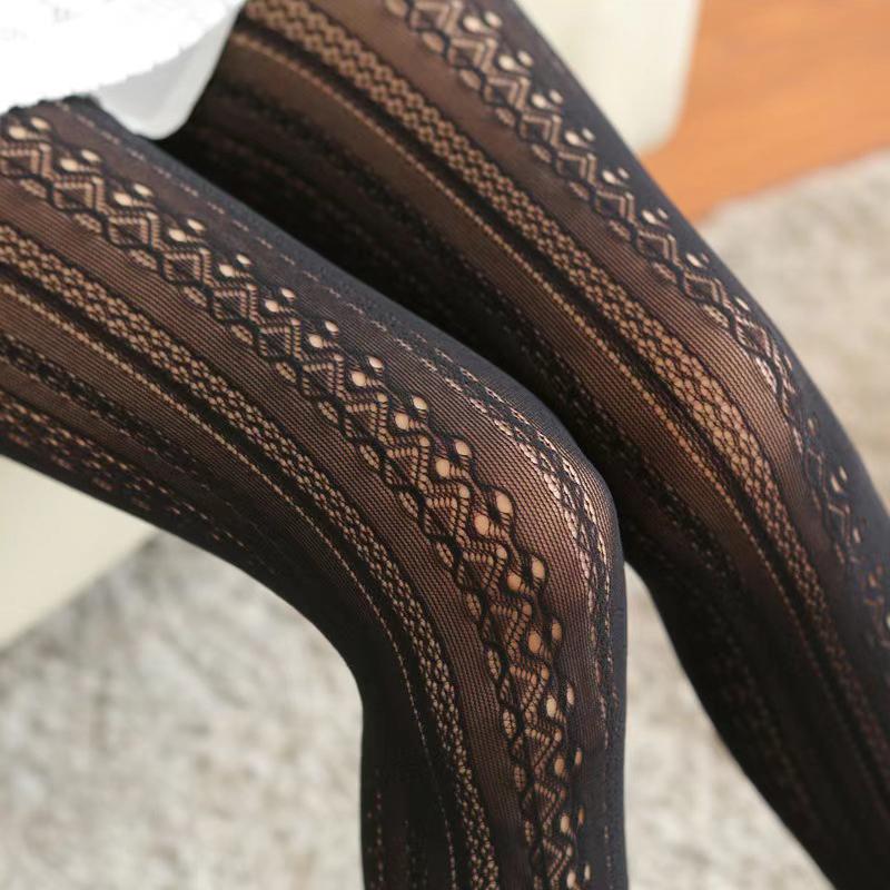 Black White Vintage Hollow Out Pantyhose Sculpted Mesh Women Stockings Tights Women Retro Vertical Hollow Lace Stockings