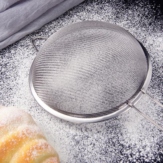 Zestaw Sitka Kuchennych ze Stali Nierdzewnej, Drobne Oczko, Różne Rozmiary, do Mąki, Oleju i Soków, Długi Uchwyt, Bezpieczny do Mycia w Zmywarce, Wszechstronne Sito do Gotowania i Pieczenia