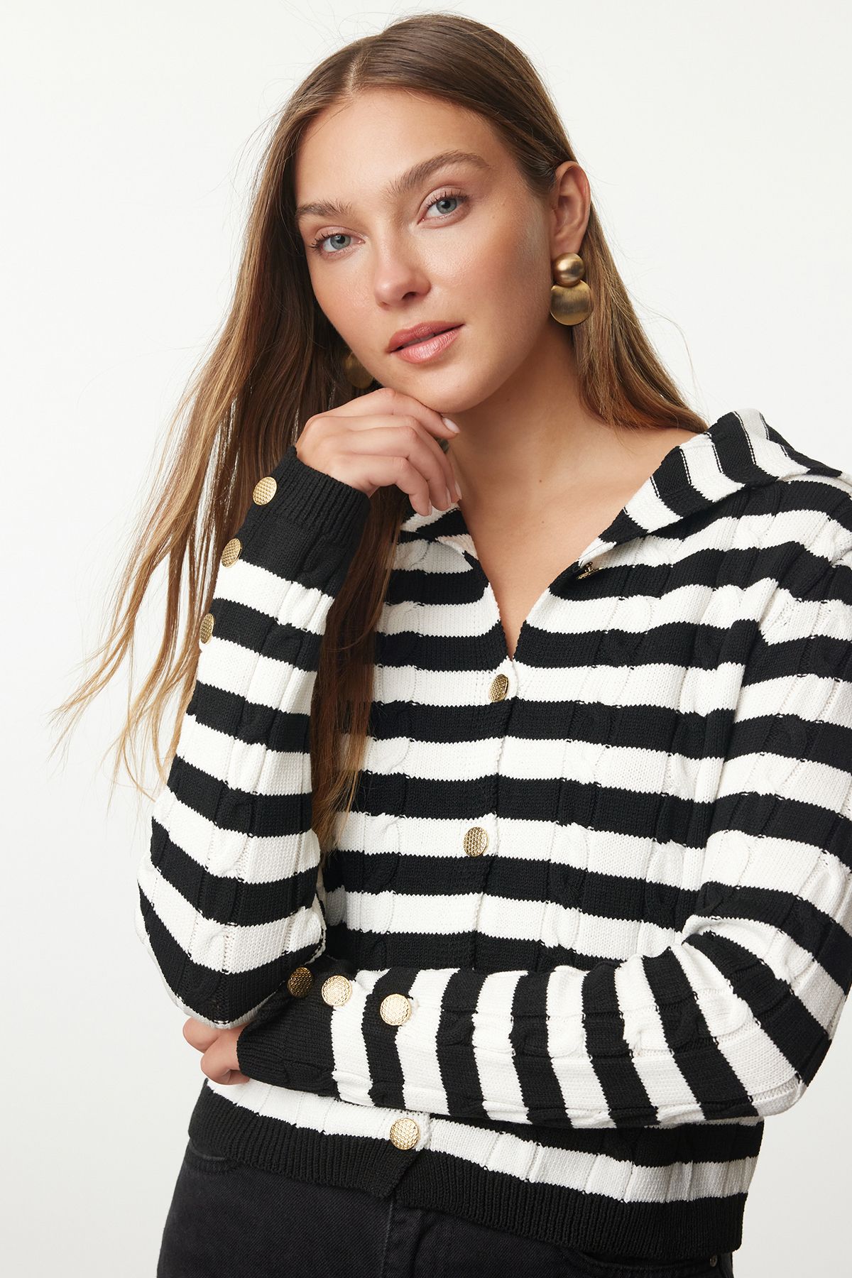 

Women s Fashion Stylish Cardigan Ecru Turn-down Collar Detailed Knitwear Cardigan M