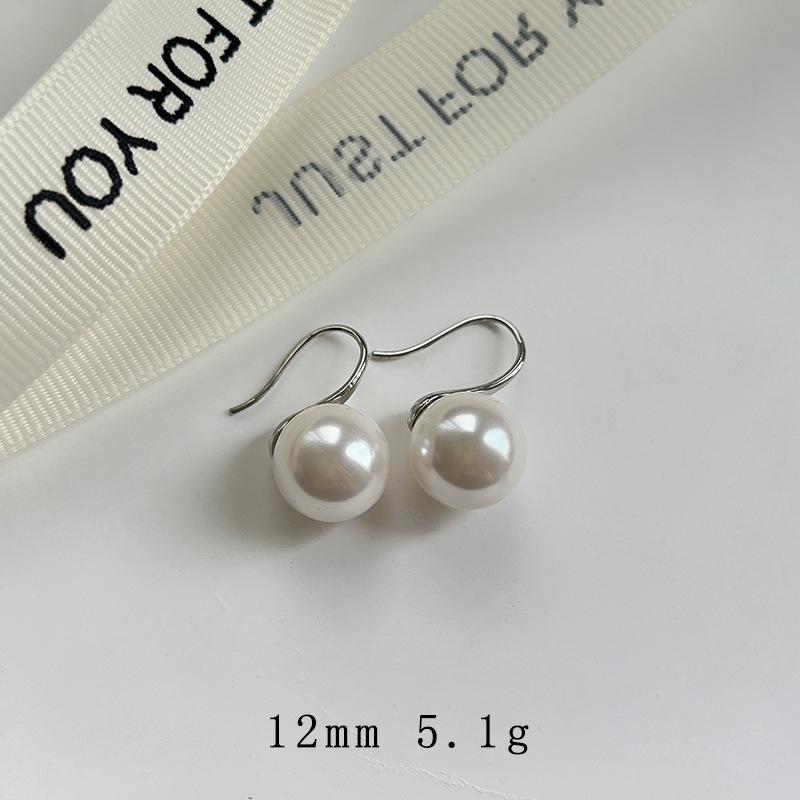 Pearl earrings women's niche unique earrings new earrings fashion commuter ear hooks high-end temperament earrings