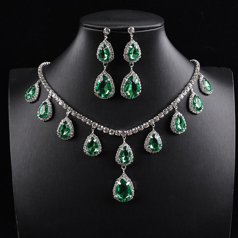 Elegant European  American Bridal Necklace Set with Teardrop Pendant