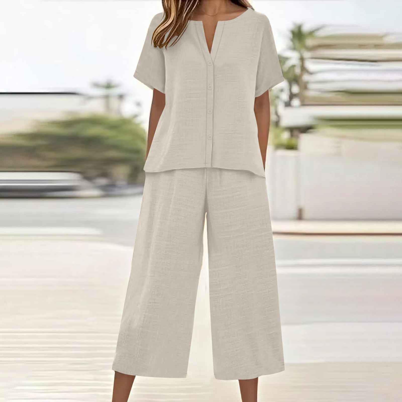 Women’s Fashionable, Casual And Comfortable Plain V-neck Button-down Two-Piece Set L бежевый