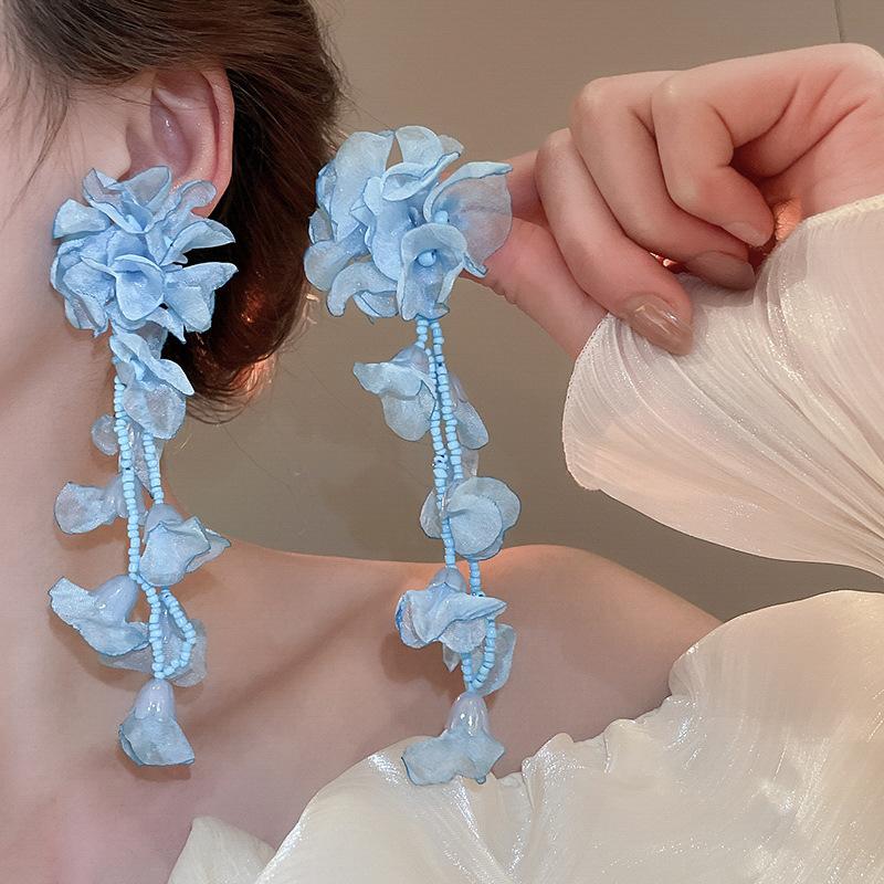 New blue flower fringed earrings, fresh niche design studs, women's summer vacation earrings