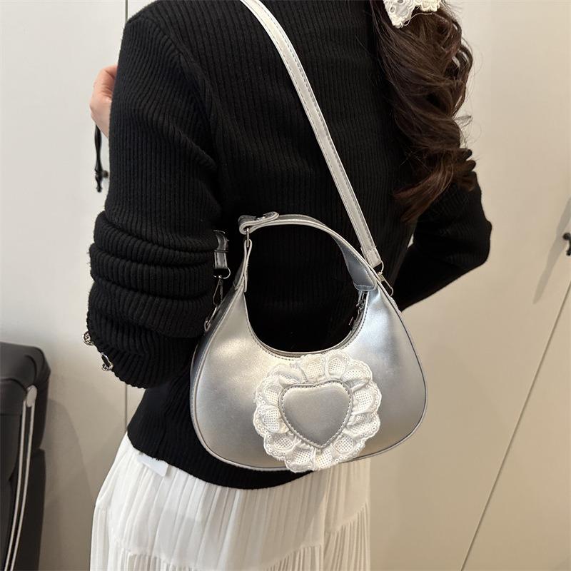 Dumpling bag women's handbag new fashion casual design sense love beautiful shoulder messenger bag