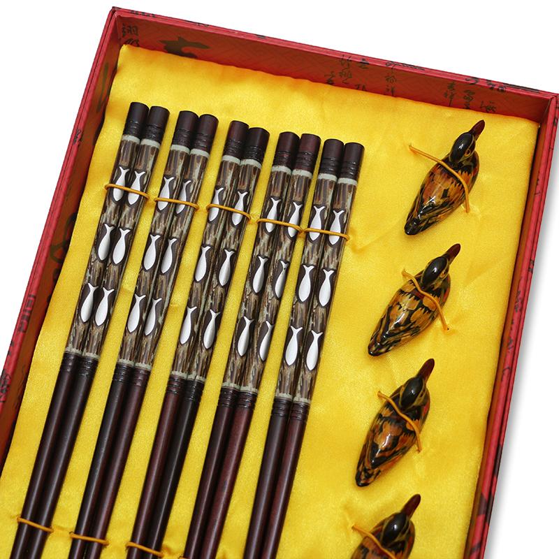 Gift Box Chopsticks Peking Opera Facial Makeup Wooden Carving Craft Korean Chopsticks Set Japanese Sushi Chop Sticks Wood Ducks