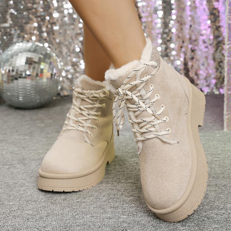 

Large size thick-soled thick-heeled Martin boots for women, new velvet and thickened locomotive short boots for women in autumn and winter 41