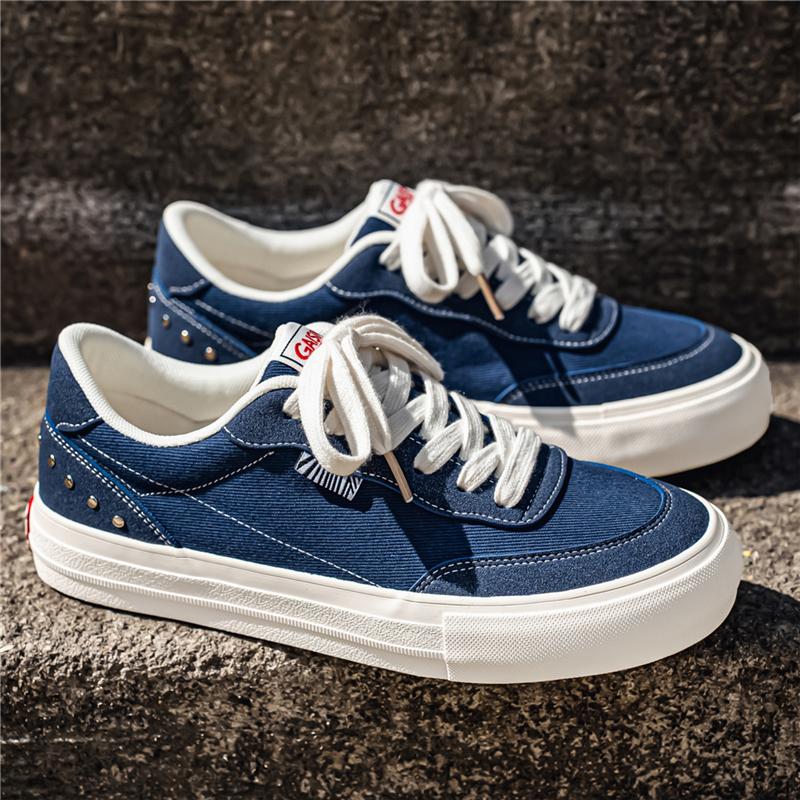 New Men's Classic Four Seasons Fashion Canvas Low Top Skateboarding Shoes Comfortable Soft Sole Sneakers