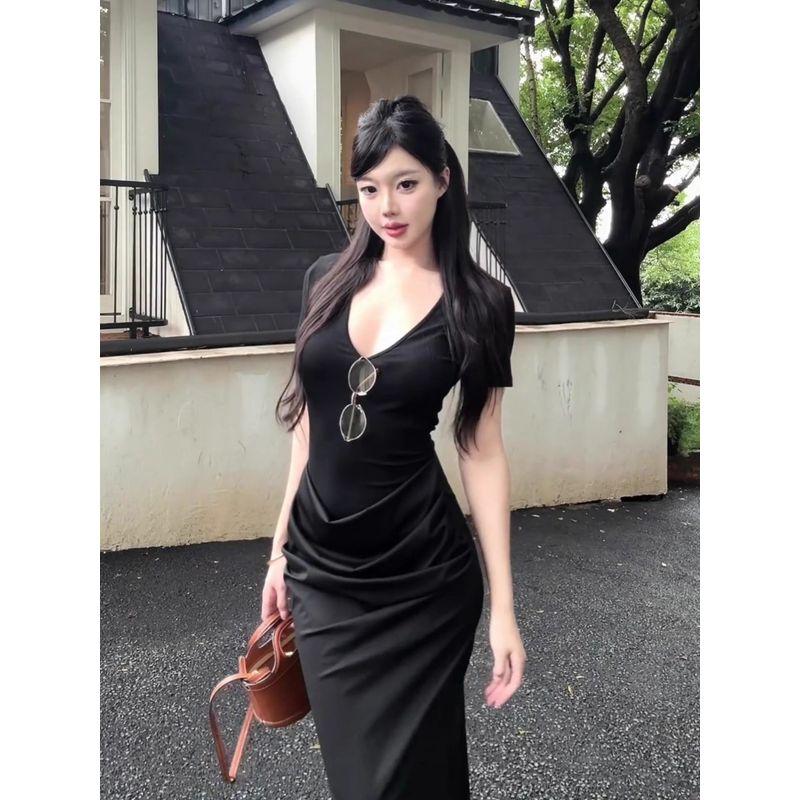 Black V-neck Pleat Design Sense Short sleeve Dress Women Summer Korean Series Casual Temperament Slim fit Sheath Long Skirt Dress S