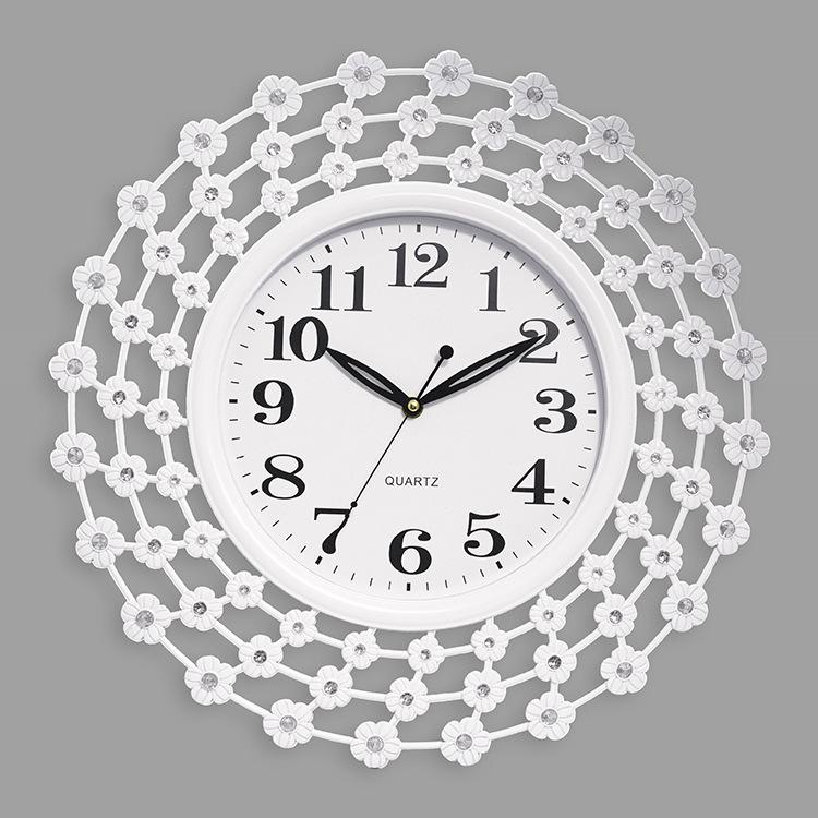 Wall Clock European Living Room Personality Creative Fashion Clock Quiet Art Quartz Clock
