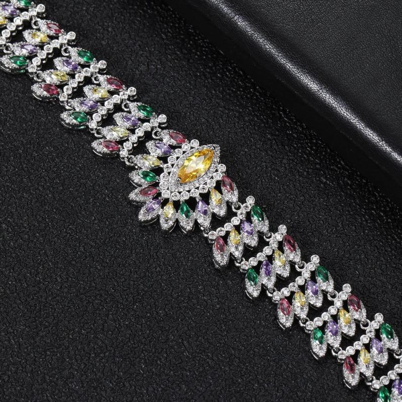 Colored Zircon Necklace Dress Dinner Full Diamond Collar Leaf Decoration Ladies Holiday Wear