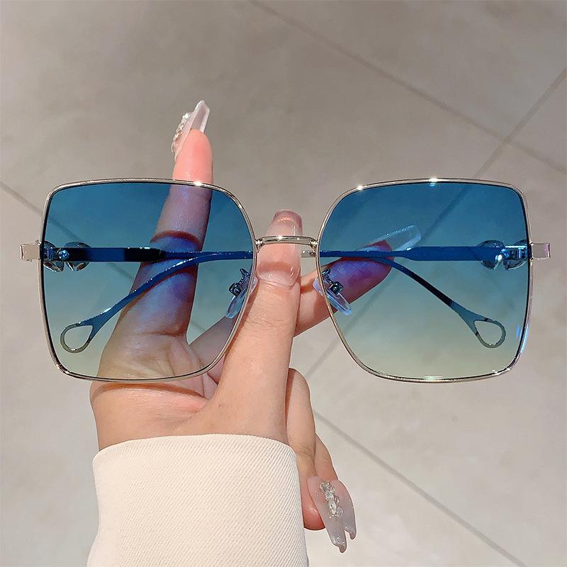 Yiran Glasses Women's Luxury Designer Style Style Rectangular Sun Glasses Glasses For Popular Sun Eyeglasses Classic Punk Big Spectacle Frame Frame Durable