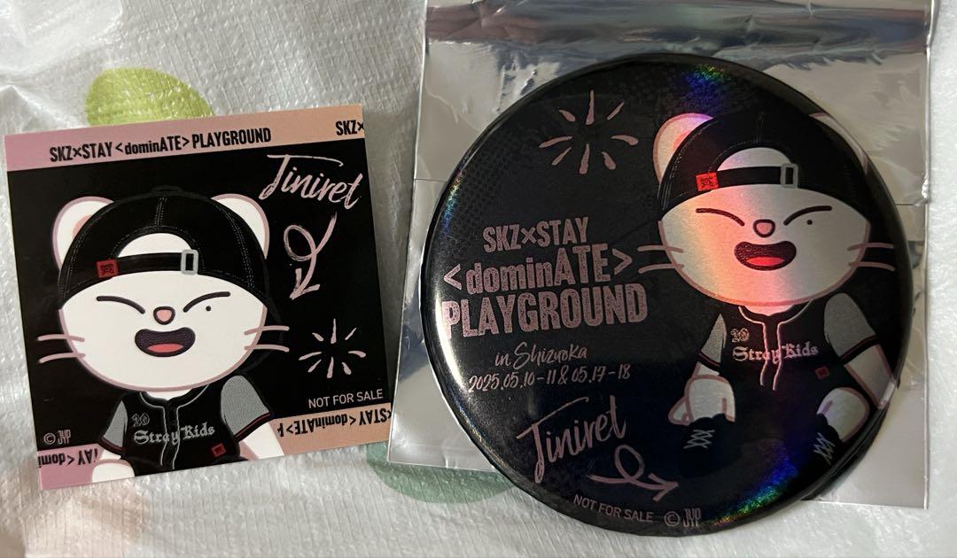 

[Б/У] Голографический значок и мини-наклейка SKZOO - Genillet