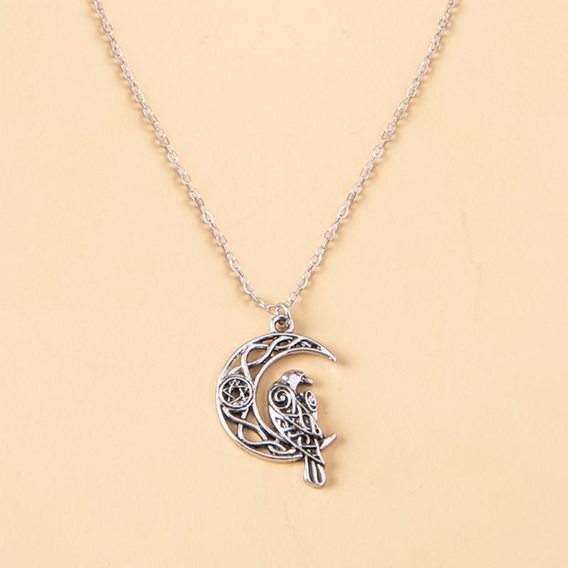 

Vintage Norse Odin Raven Moon Pendant Necklace for Men Silver Plated Amulet Jewelry срібний