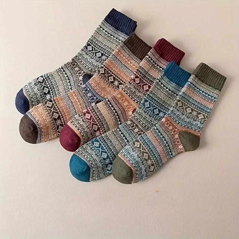 Men's Retro Ethnic Style Mid-Calf Warm Socks - Japanese Trend for Fall/Winter