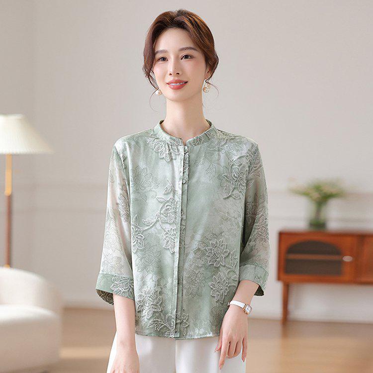 Elegant Retro Lace Top - Women s Casual Fashion, Mother s Style 5XL