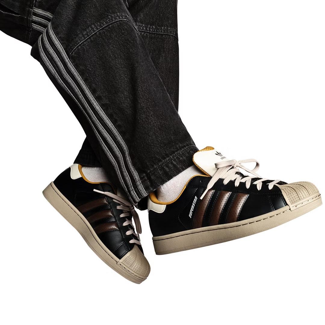 

Идентичные платформенные туфли-ракушки SUPERSTAR II Classic Ван Анью от Adidas Adidas Трехцветные JP9187 35.5 чёрный