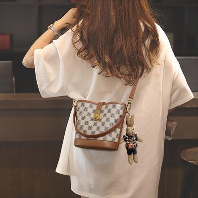 Bucket Bag Women's New Autumn Messenger Bag High-end Sense Portable Shoulder Women's Bag Commuter Bag