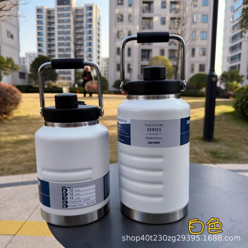 Large Capacity Insulated Water Bottle 1500ml 2000ml Stainless Steel Vacuum Thermos Outdoor Camping Travel Gym