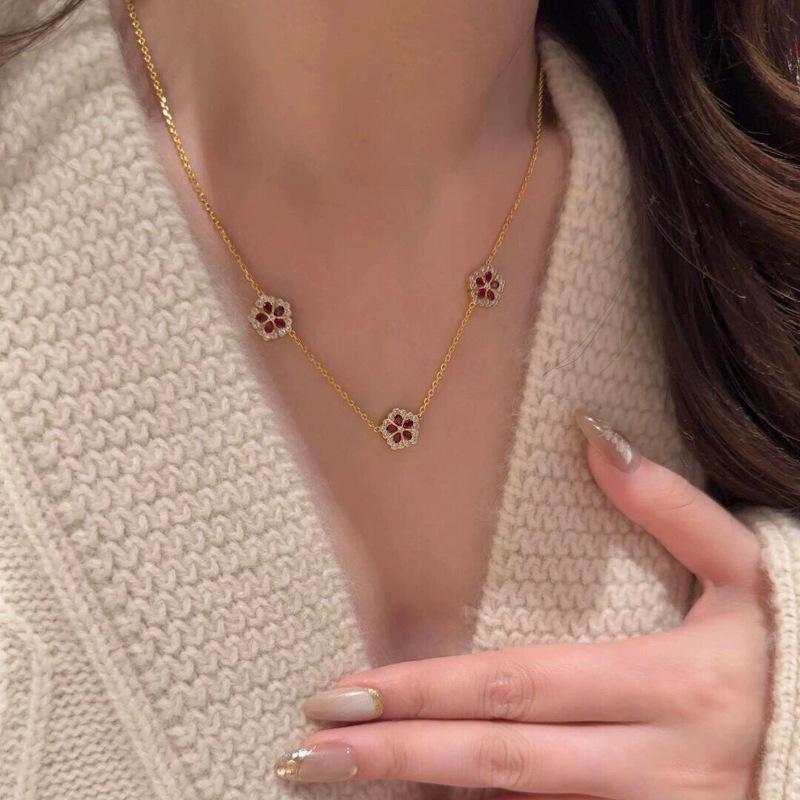 New Chinese Zircon Flower Stud Earrings Necklace Bracelet Simple Fashion Temperament Jewelry Set Light Luxury Niche Jewelry Women