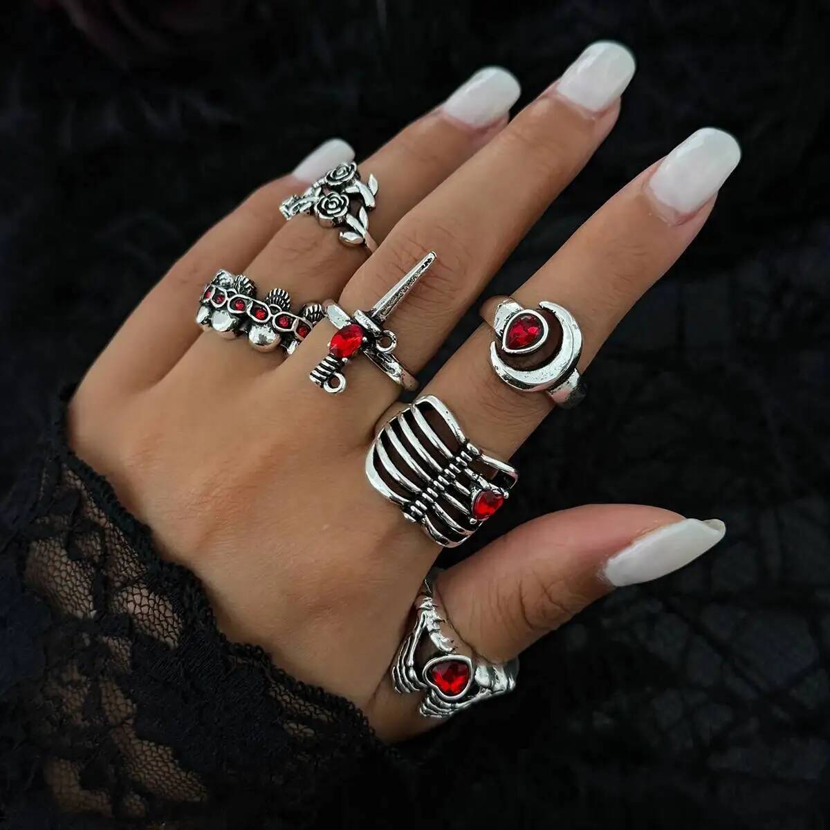 

KunJoe Gothic Red Heart Skull Devil s Claw Open Rings Set for Women Retro Horror Halloween Ring Jewelry Accessories 2026 New