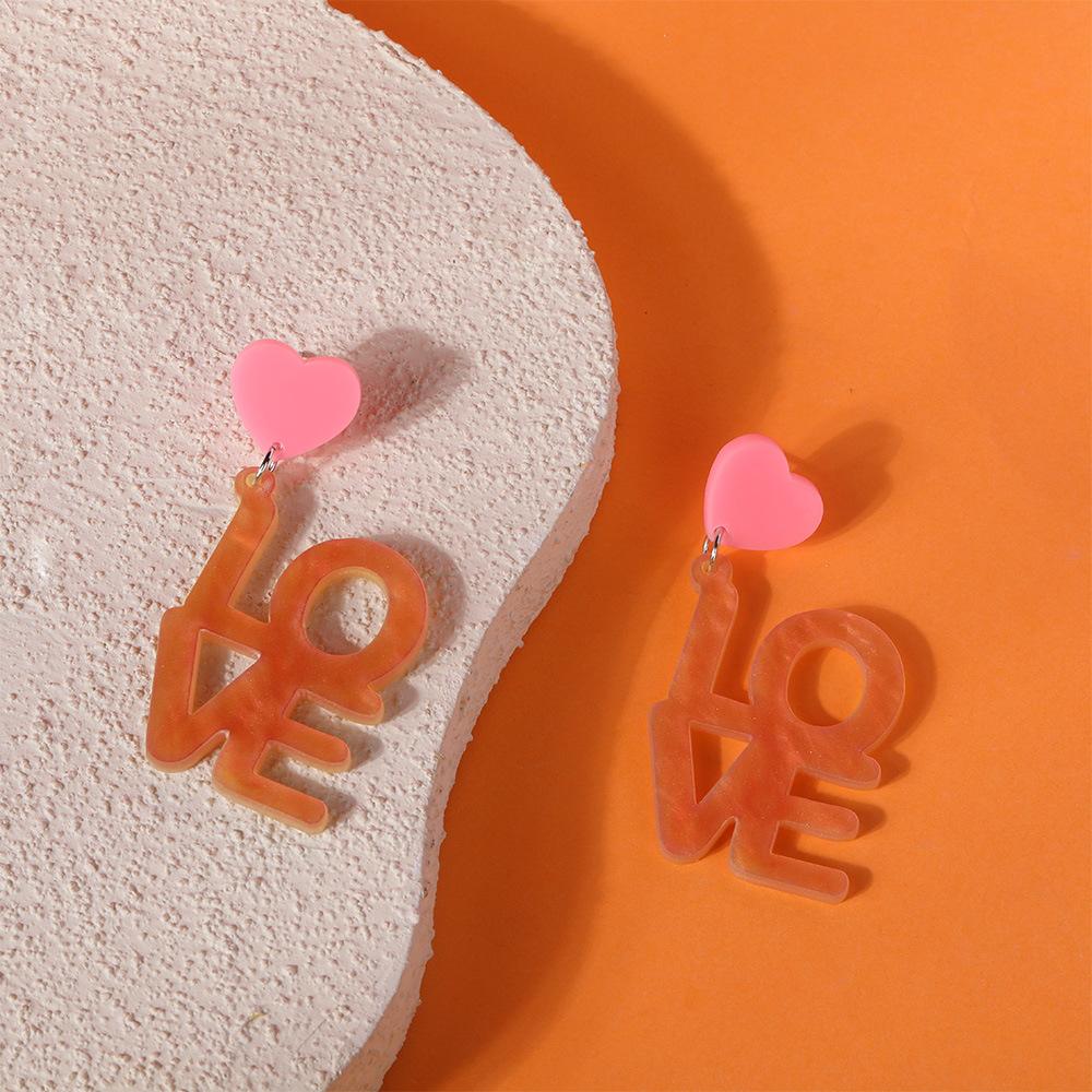 Fully Managed Environmentally Friendly Acrylic Earrings, Fashionable And Romantic Love Love Stud Earrings