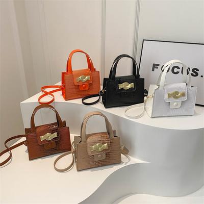 Modische Einfache Schultertasche Frühling Neu Retro Trendige Tasche Damen Nische Umhängetasche Trendige Handtasche