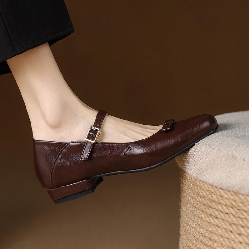 

Four seasons wear rubber soft-soled single shoes women s new women s low-heeled flats buckle casual black square-heeled flats 34