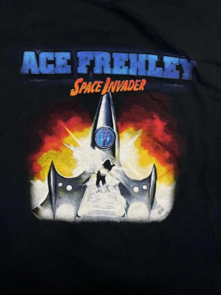 New Ace Frehley Space Invader Gift For Fans Unisex Shirt MO275 Unisex T-Shirt
