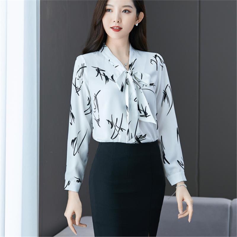 

Plus Size Loose Fit Print Bow Long Sleeve T-shirt for Spring and Autumn. XXL білий