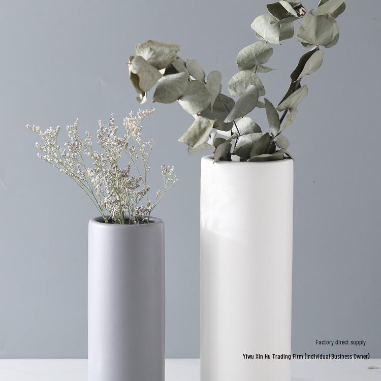 Nordische Weiße Matte Keramik Zylindrische Vase - Minimalistische Heimdeko für Frische/Trockenblumen