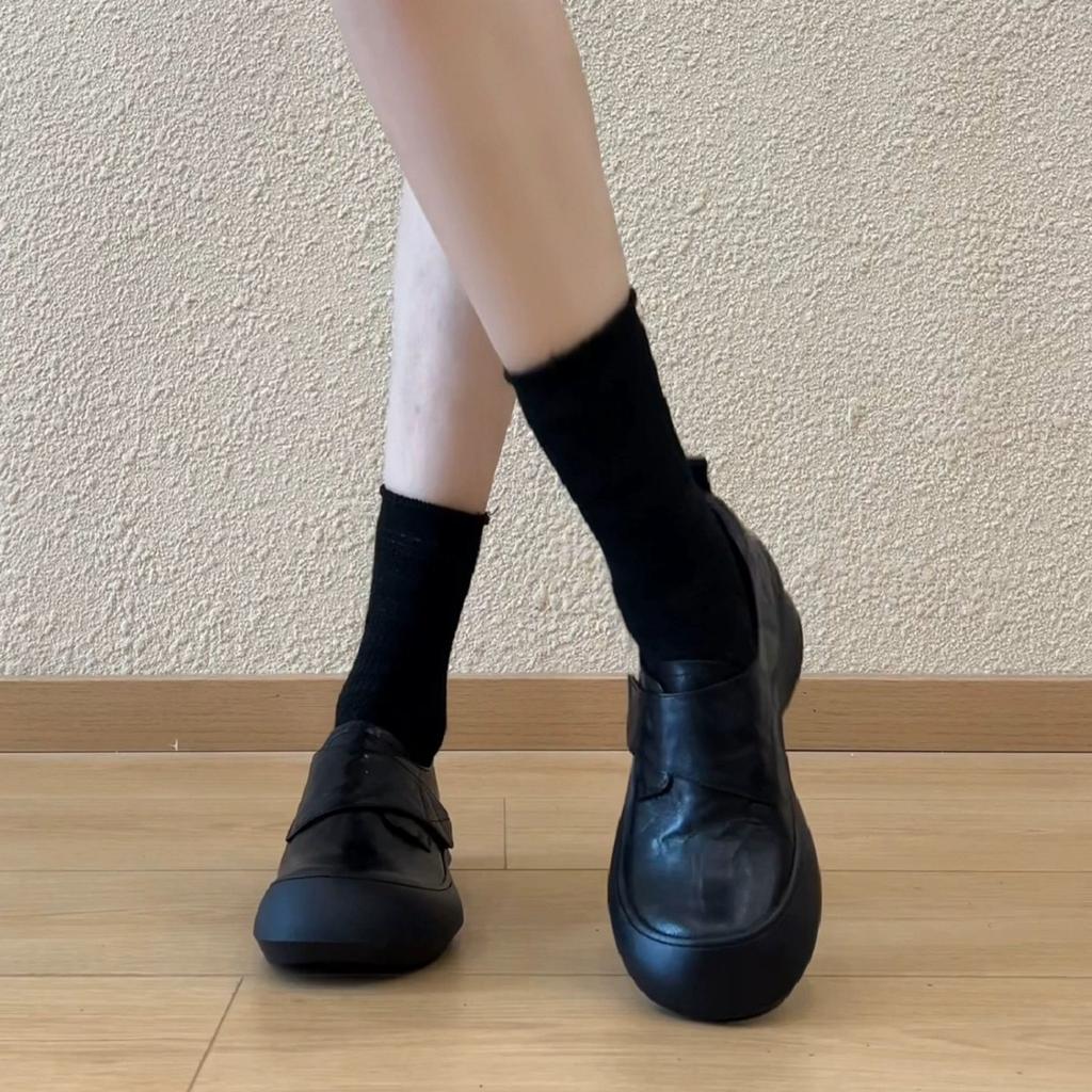 Lammfellversion Dicksohlige Klettverschluss Pendler Damen Vielseitige Schwarze Runde Kopf Mode Schuhe