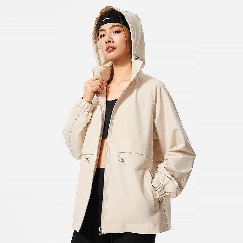 Li Ning Fitness Series Effen Kleur Lange Mouw Waterafstotende Windjack met Capuchon Dames Bovenkleding Grindgrijs AFDU086-1