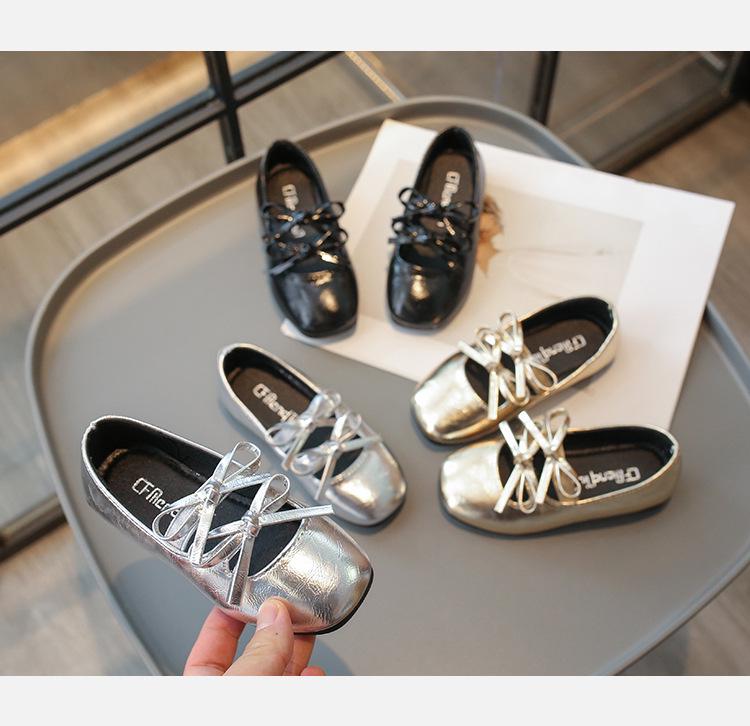 2026 Spring Children's Square Toe Leather Shoes for Baby Girls with Double Bow - New Korean Style