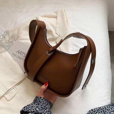 Borsa a tracolla invernale retrò da donna, in morbida pelle, a mezzaluna, con tracolla alla moda, borsa da ascella casual, pochette