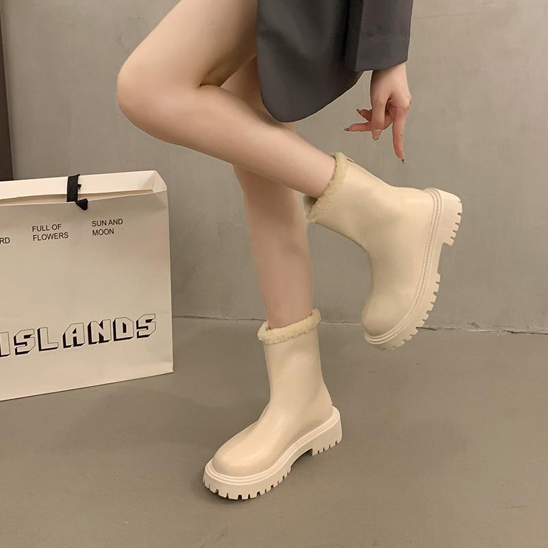 Women's Retro Western Chunky Heel Cowboy Boots: 2025 Round Toe Fashion Style