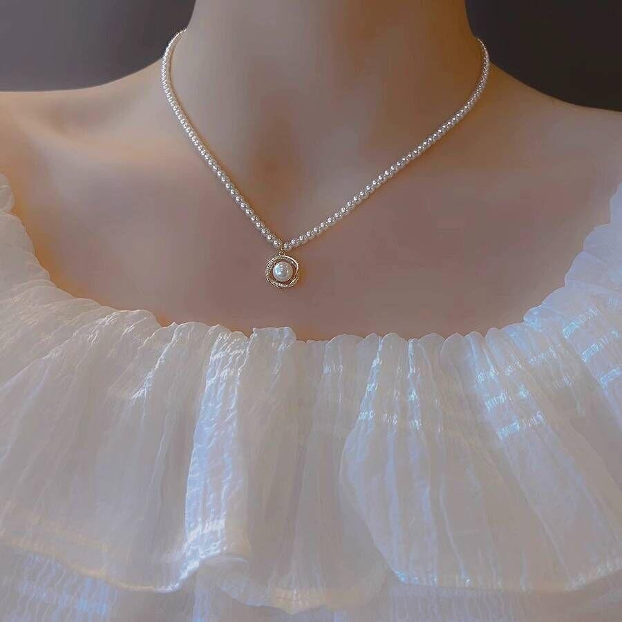 Versatile Light Luxury Rotating Necklace XL250